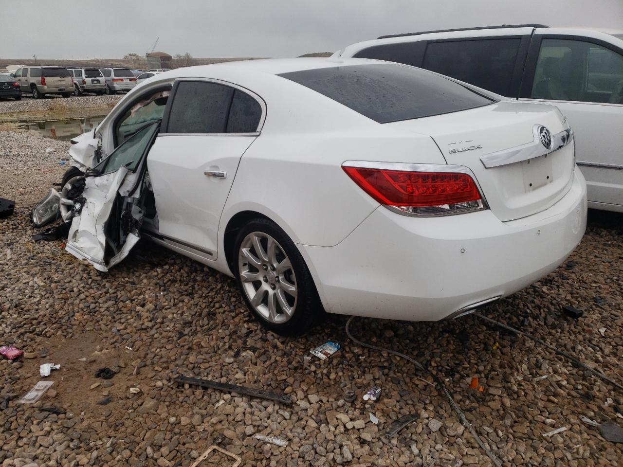 Zdjęcie 3 z aukcji – 2012 BUICK LACROSSE P z VIN 1G4GF5E31CF203991