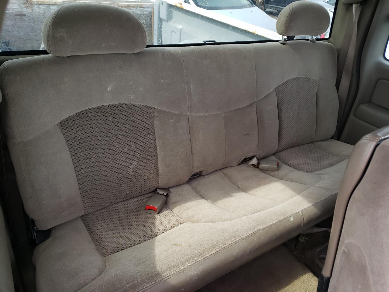 Photo 6 from auction – 2001 CHEVROLET SILVERADO with VIN 2GCEC19T011298894