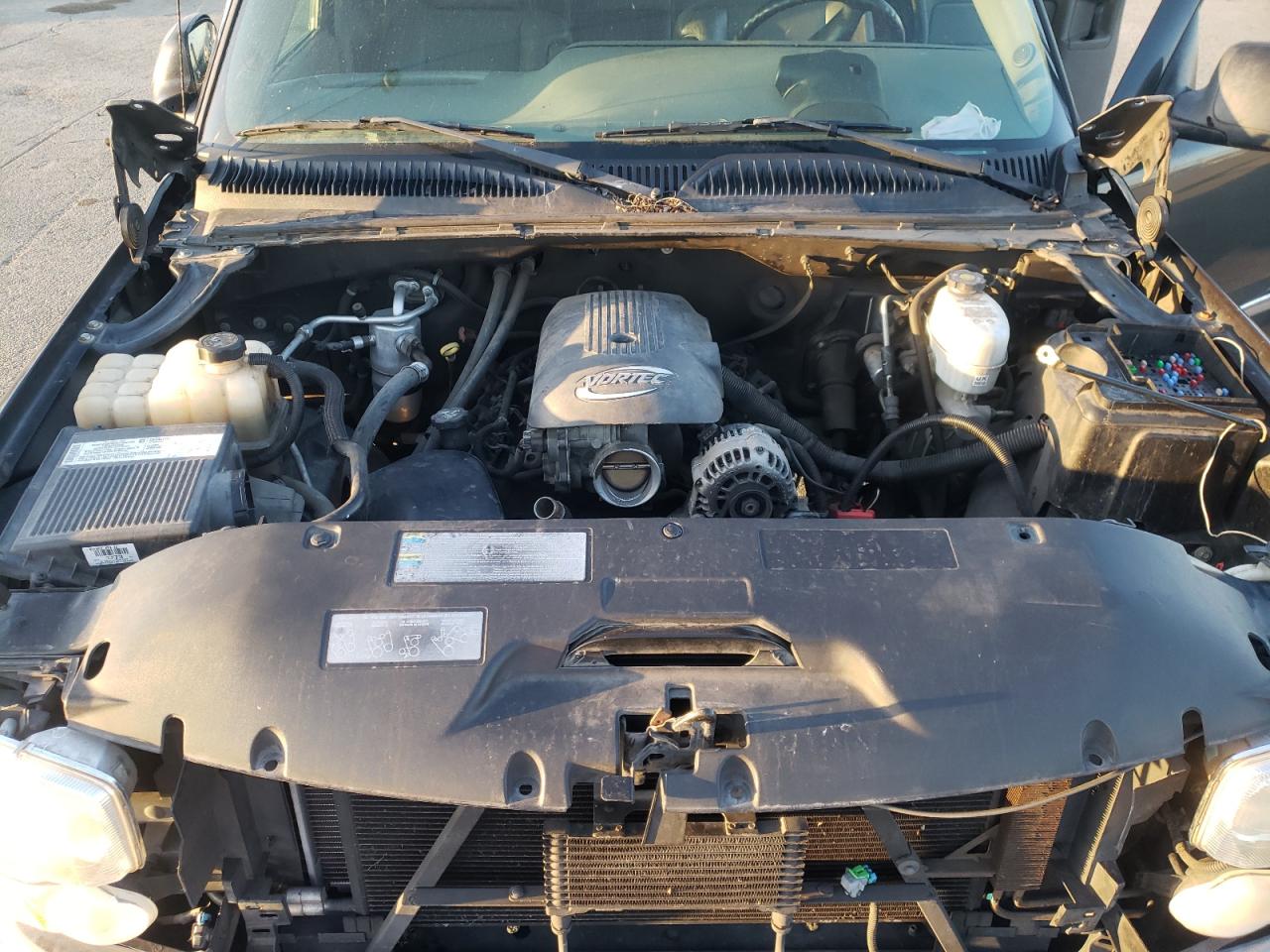 Foto 7 de la subasta – 2004 GMC SIERRA C25 con VIN 1GTHC29U64E358093