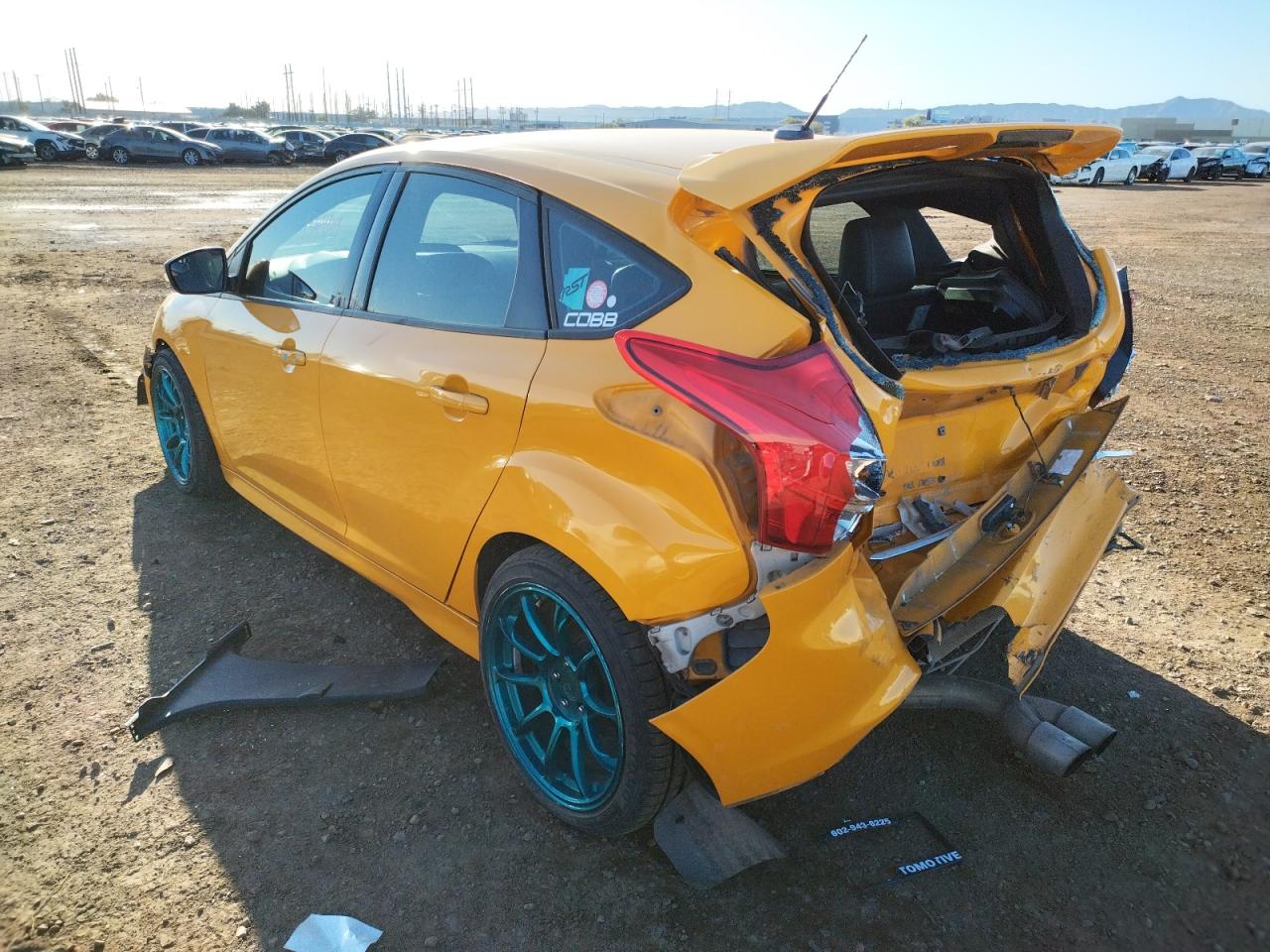Photo 3 from auction – 2013 FORD FOCUS ST with VIN 1FADP3L99DL284828