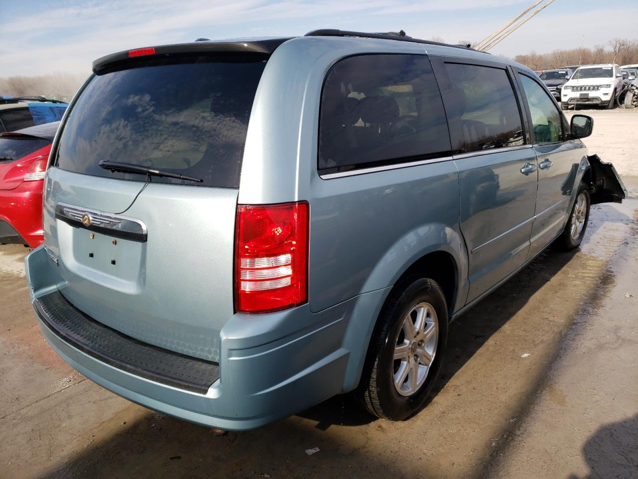 Photo 4 from auction – 2008 CHRYSLER TOWN & COU with VIN 2A8HR54P08R827732