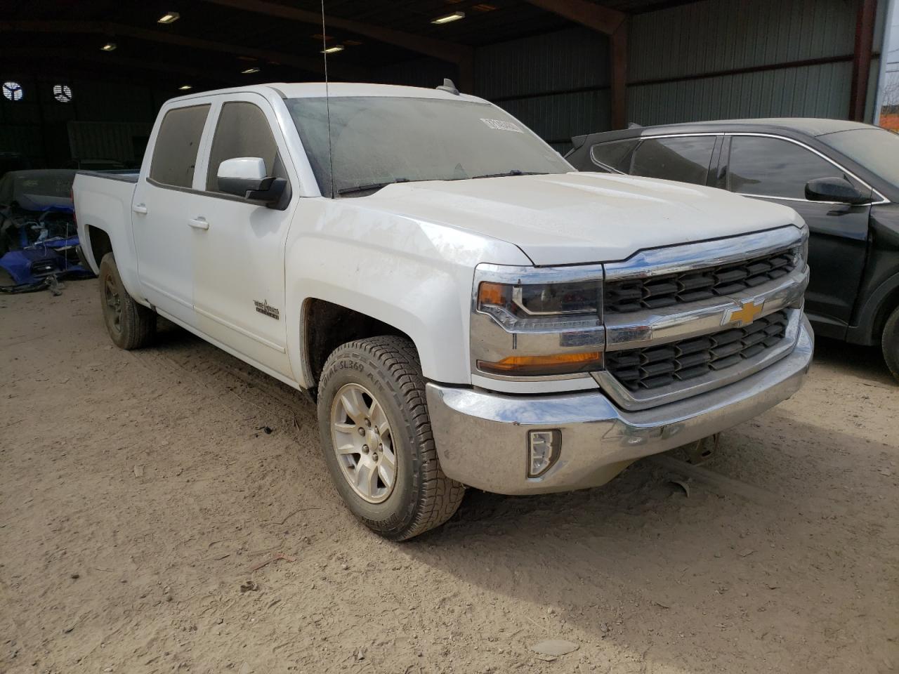 CHEVROLET SILVERADO 2018 with VIN 3GCUCRER6JG285286 - Photo from auction