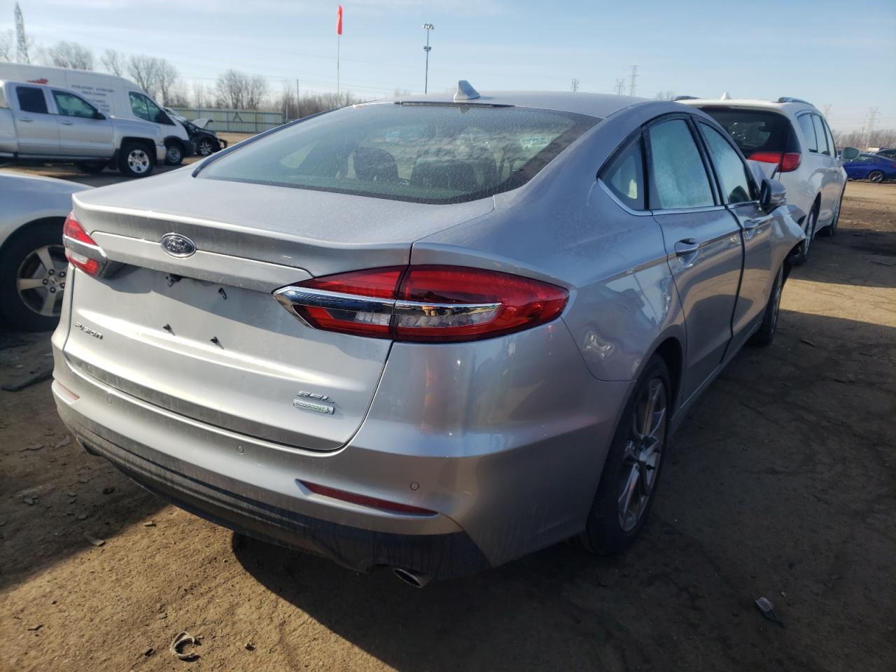 Photo 4 from auction – 2020 FORD FUSION SEL with VIN 3FA6P0CD3LR141000
