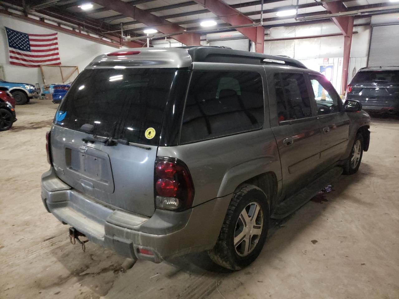 Photo 4 from auction – 2005 CHEVROLET TRAILBLAZE with VIN 1GNET16M856205834