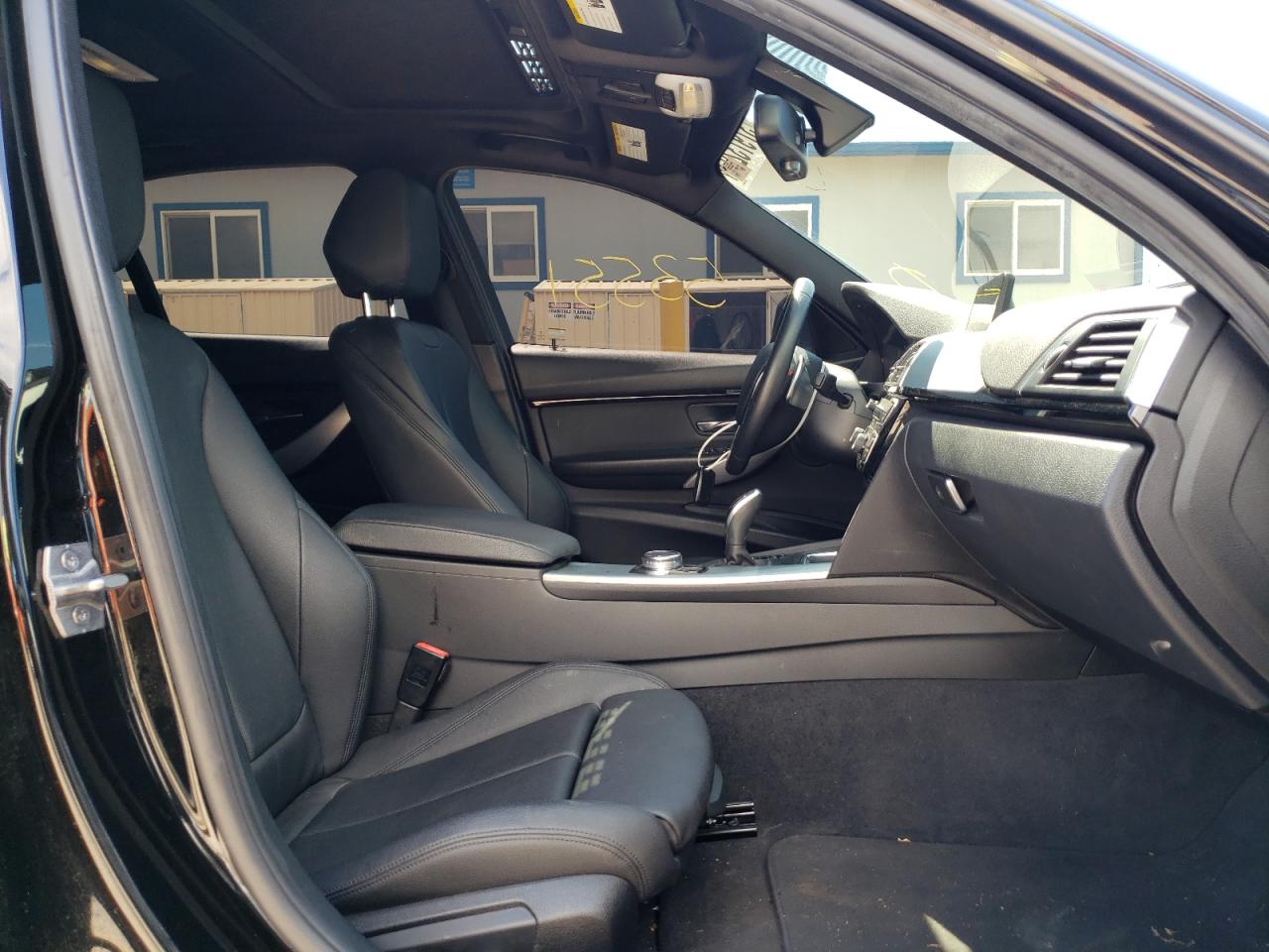 Photo 5 from auction – 2016 BMW 328 I SULE with VIN WBA8E9G58GNT42560