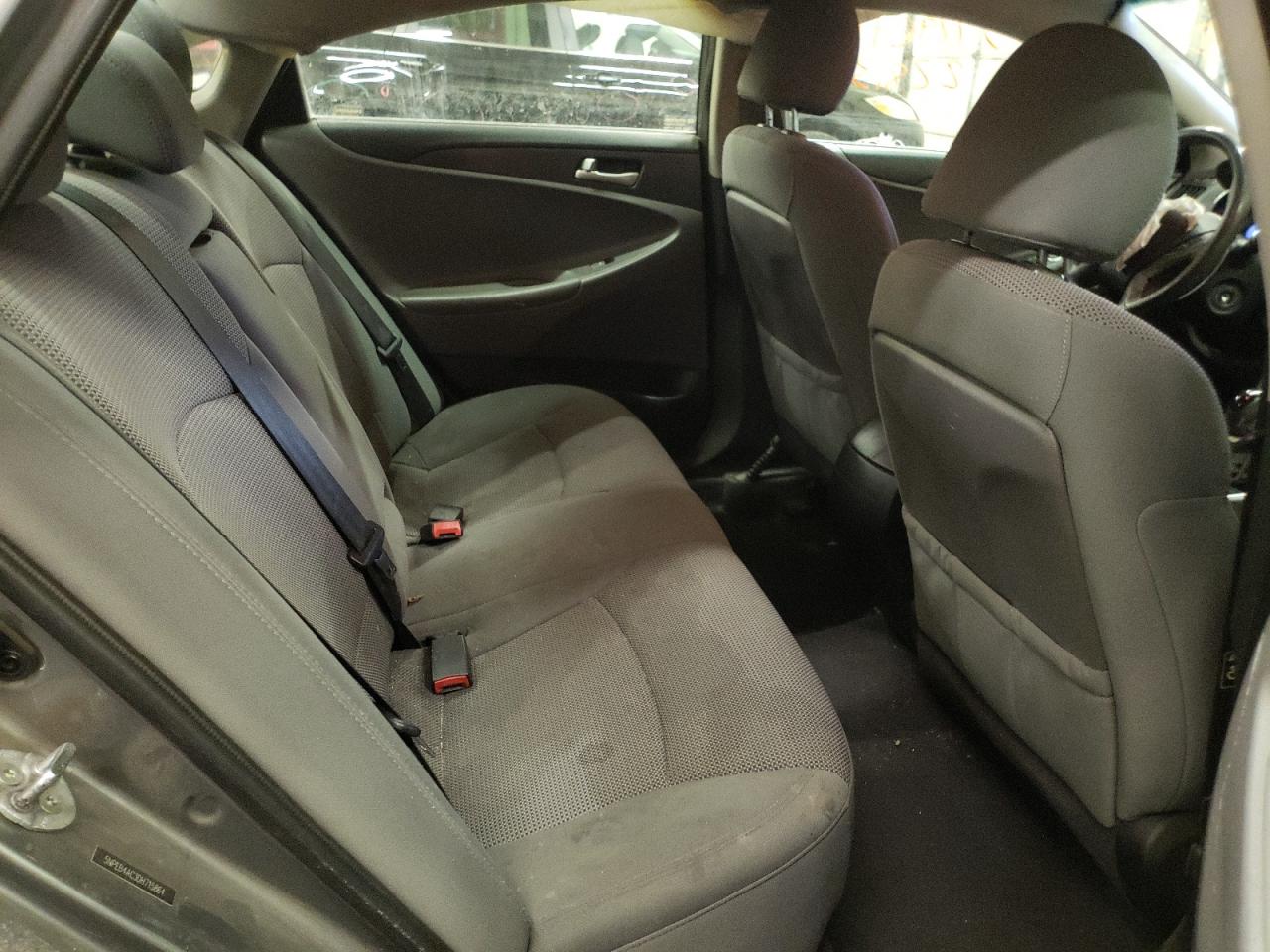 Photo 6 from auction – 2013 HYUNDAI SONATA GLS with VIN 5NPEB4AC3DH715864