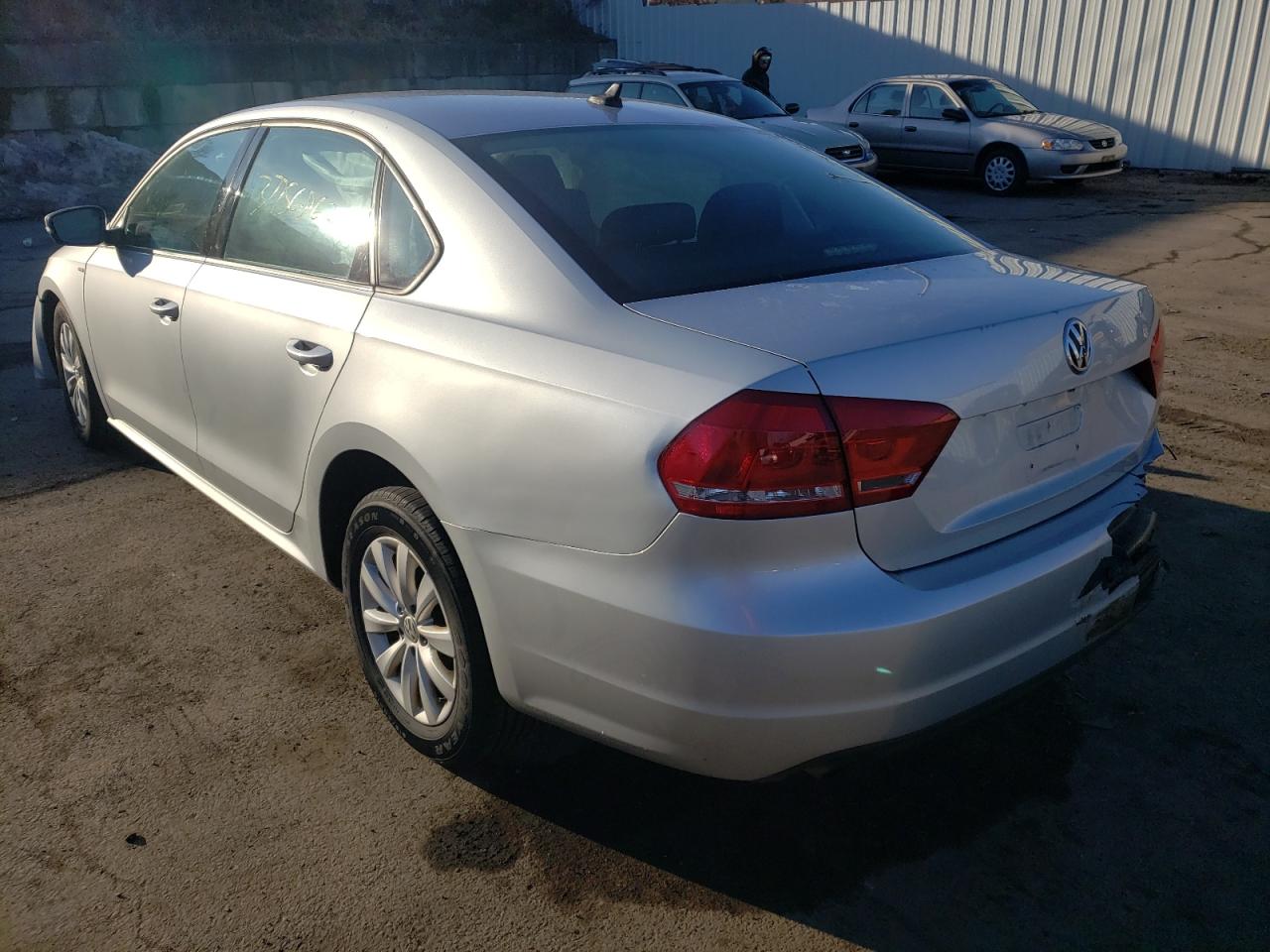 Photo 3 from auction – 2014 VOLKSWAGEN PASSAT S with VIN 1VWAP7A31EC015286