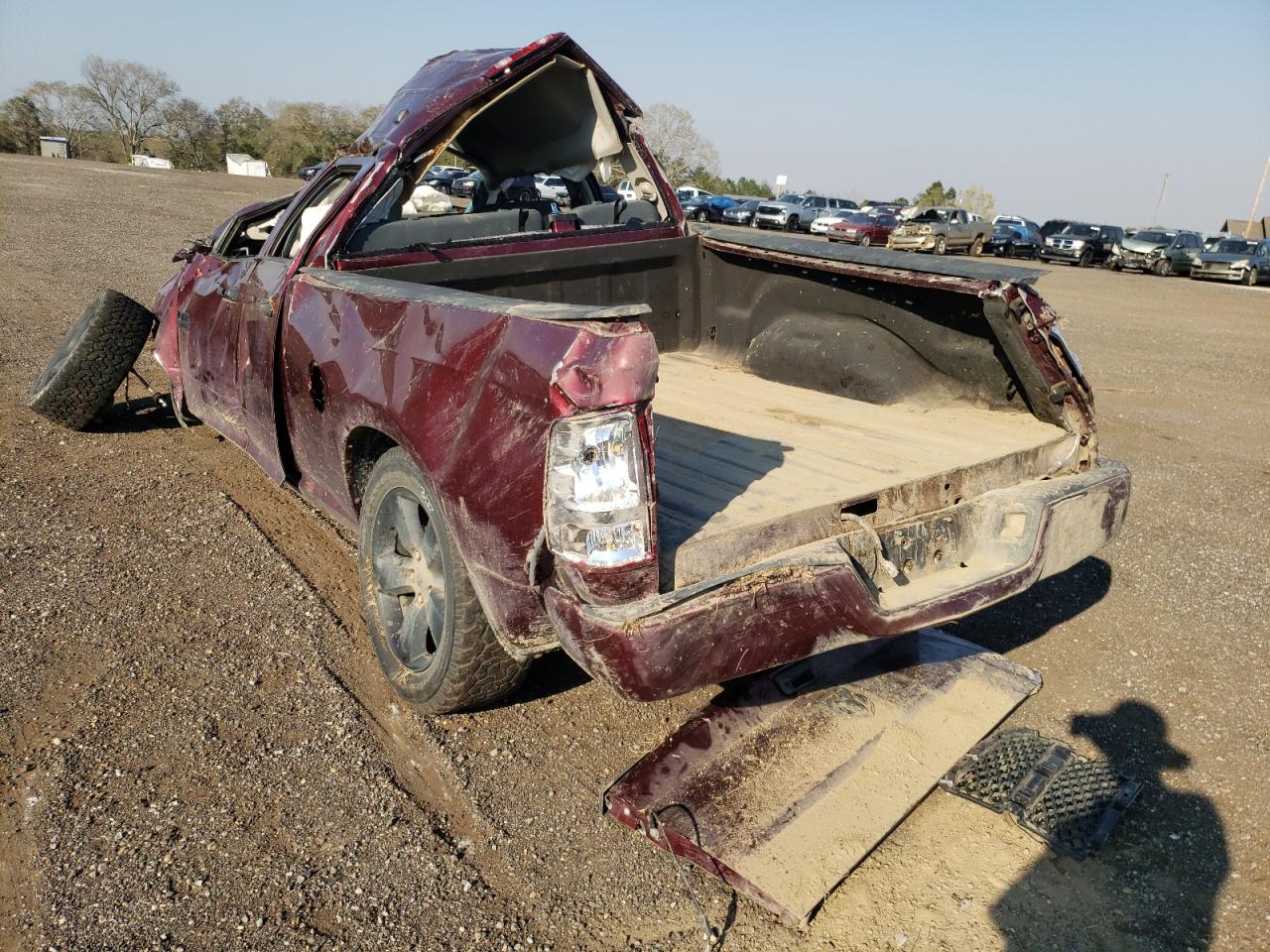 Photo 3 from auction – 2018 RAM 1500 ST with VIN 1C6RR6FG1JS245035