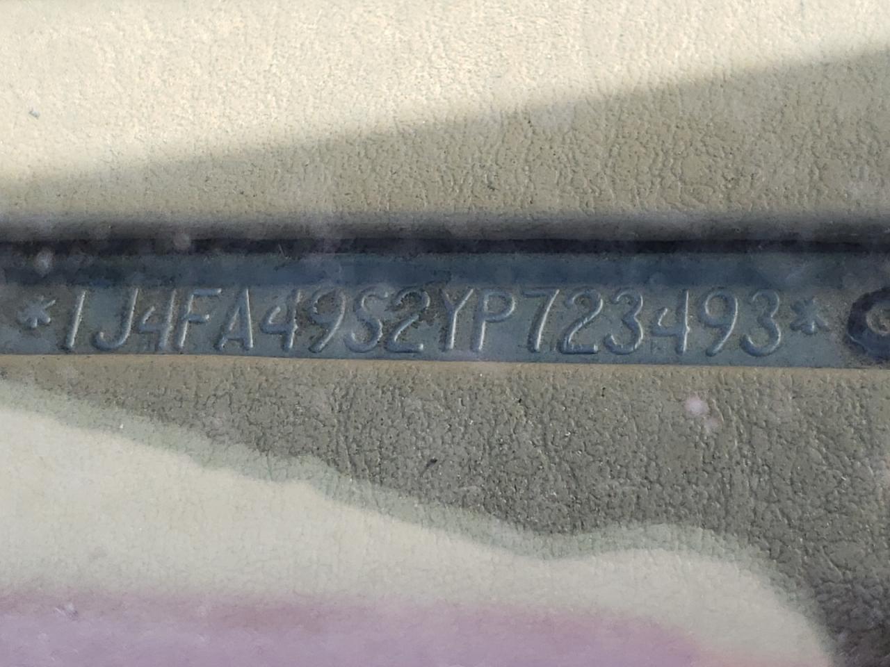 Photo 10 from auction – 2000 JEEP WRANGLER / with VIN 1J4FA49S2YP723493