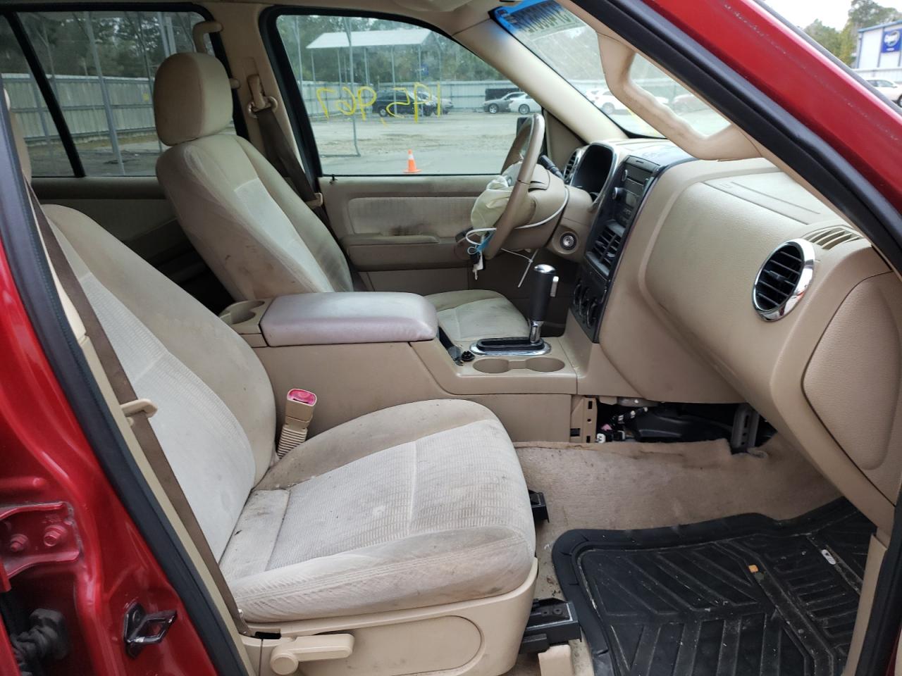 Photo 5 from auction – 2008 FORD EXPLORER X with VIN 1FMEU63E98UA80919