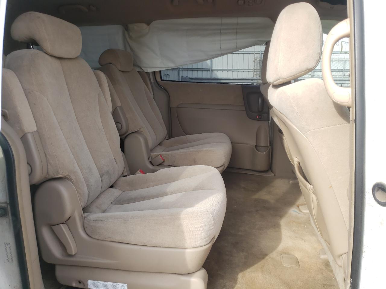 Photo 6 from auction – 2006 KIA SEDONA EX with VIN KNDMB233066028075