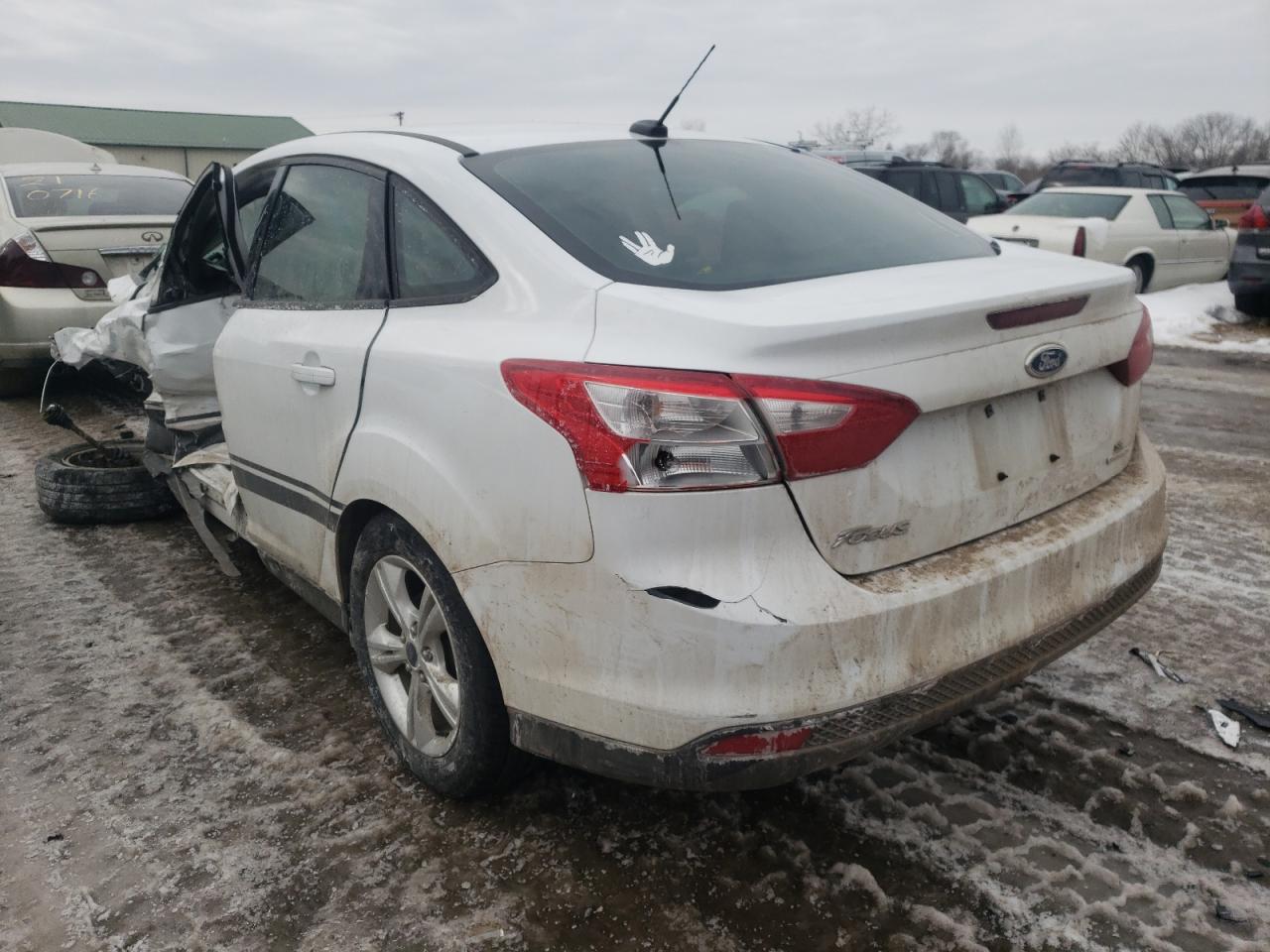 Photo 3 from auction – 2014 FORD FOCUS SE with VIN 1FADP3F27EL197946