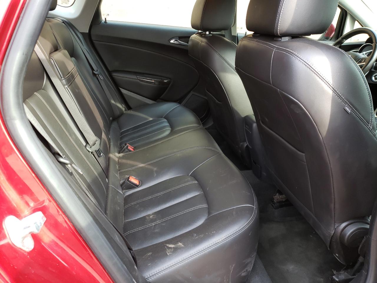Photo 6 from auction – 2016 BUICK VERANO with VIN 1G4PS5SK7G4119862