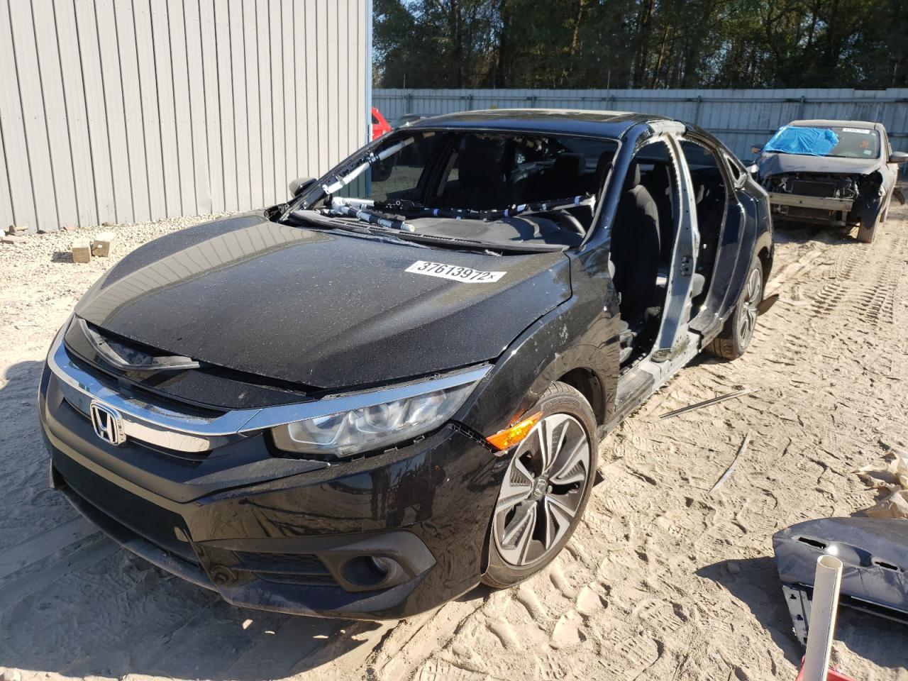 Photo 2 from auction – 2016 HONDA CIVIC EX with VIN 19XFC1F30GE014183
