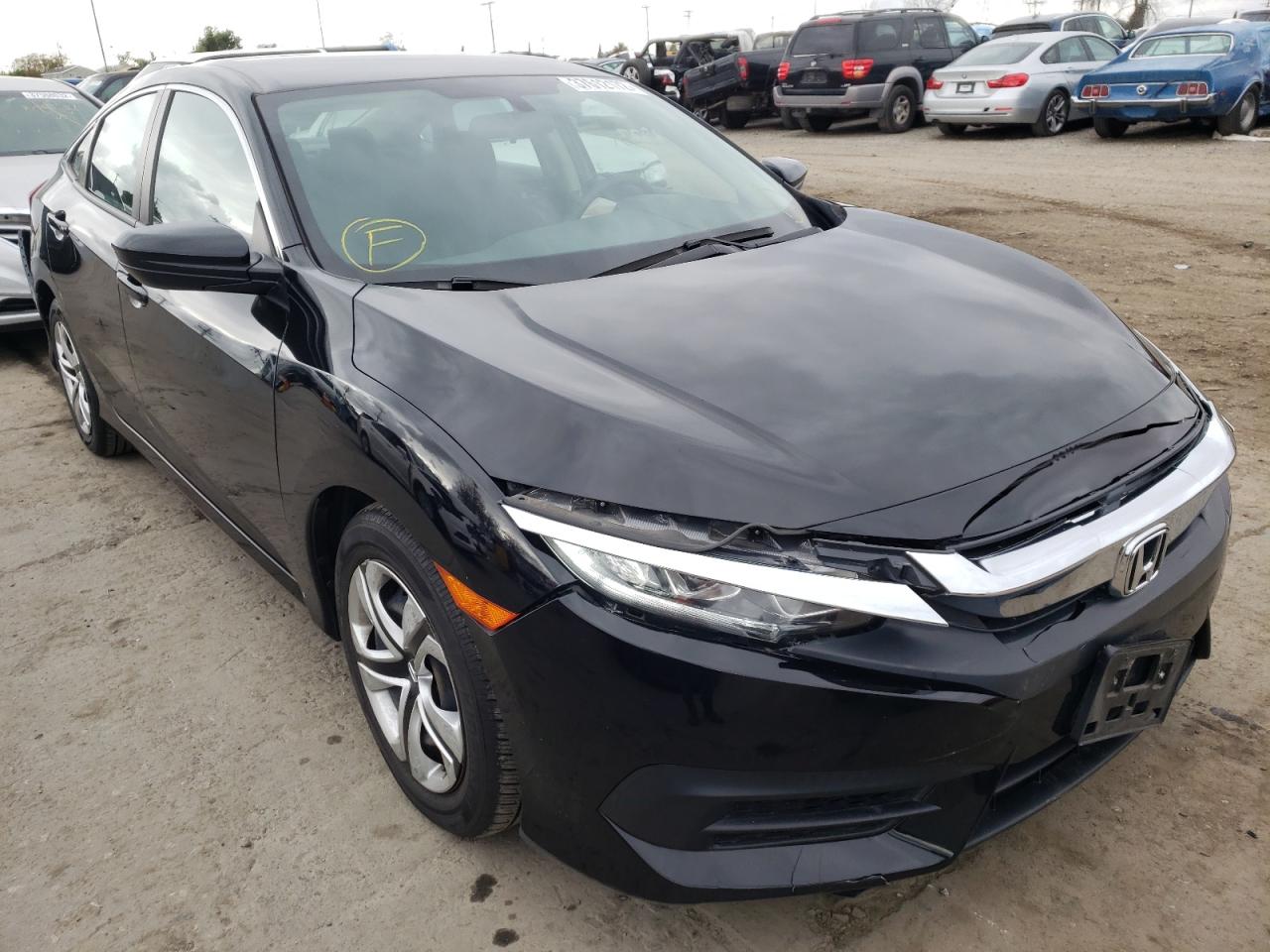 HONDA CIVIC LX 2016 مع رقم تعريف المركبة 19XFC2F55GE236256 - صورة من المزاد