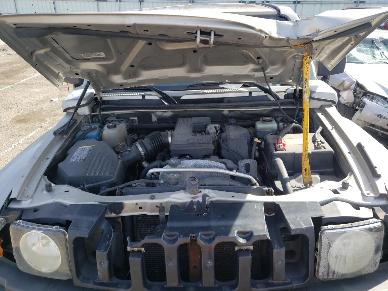 Photo 12 from auction – 2007 HUMMER H3 with VIN 5GTDN13E678165135