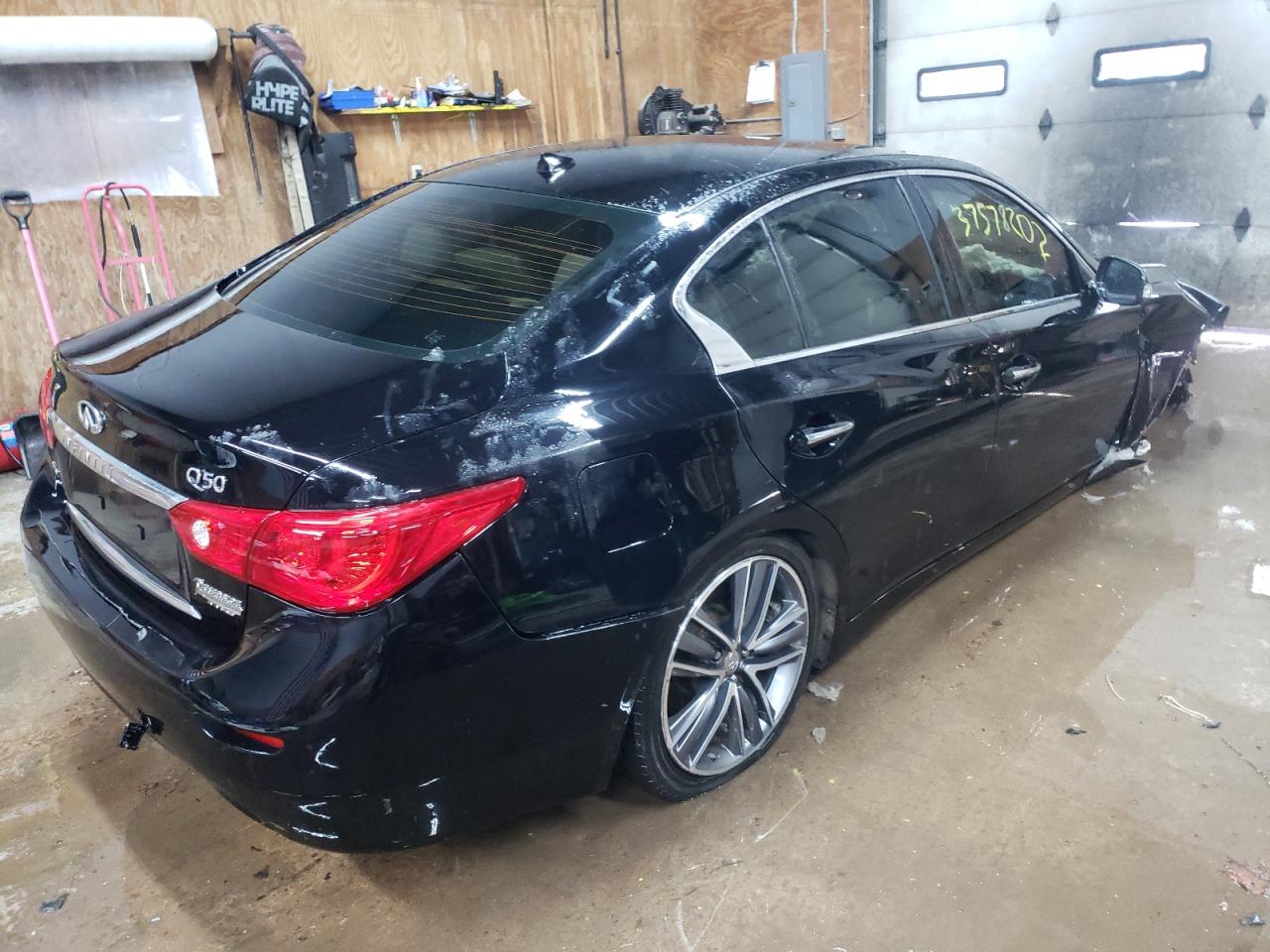 Photo 4 from auction – 2014 INFINITI Q50 BASE with VIN JN1BV7AR7EM683883