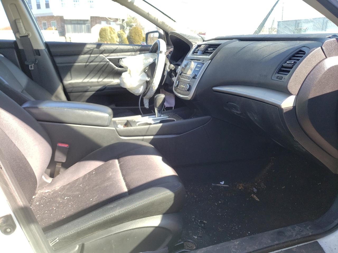 Photo 5 from auction – 2016 NISSAN ALTIMA 2.5 with VIN 1N4AL3AP0GC279800