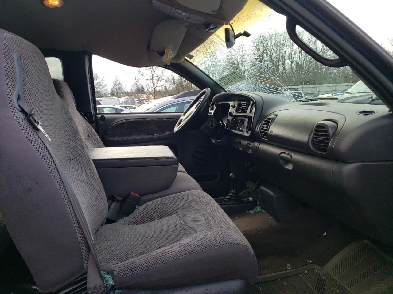 Photo 5 from auction – 2001 DODGE RAM 2500 with VIN 1B7KF23Z91J577408
