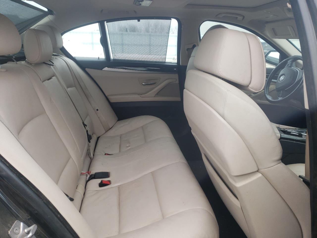Photo 6 from auction – 2011 BMW 528 I with VIN WBAFR1C5XBC746340