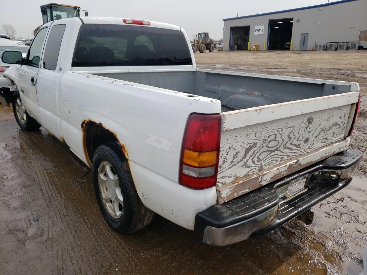 Photo 3 from auction – 2001 CHEVROLET SILVERADO with VIN 2GCEC19T011298894