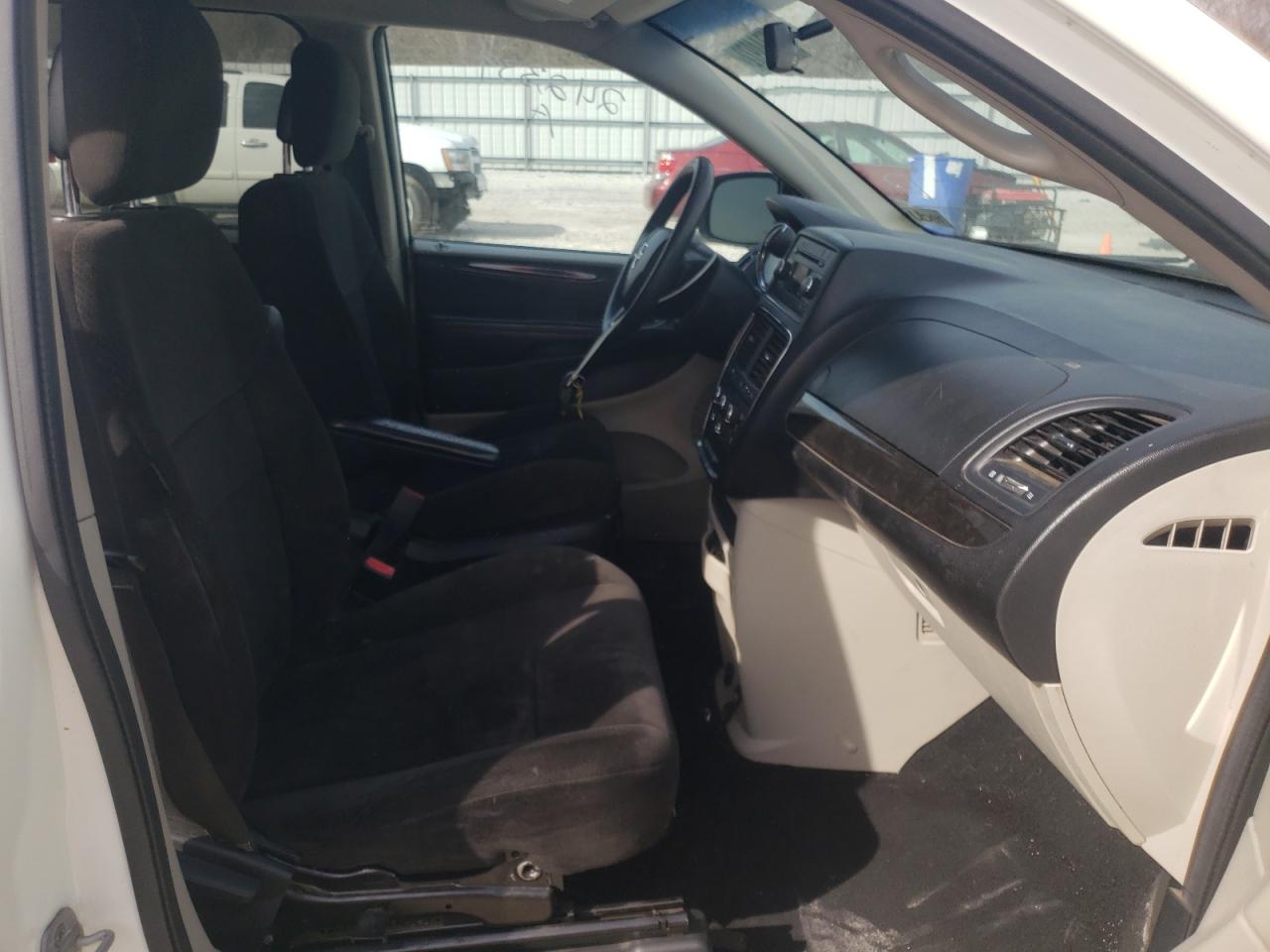 Photo 5 from auction – 2013 DODGE GRAND CARA with VIN 2C4RDGCG8DR521492