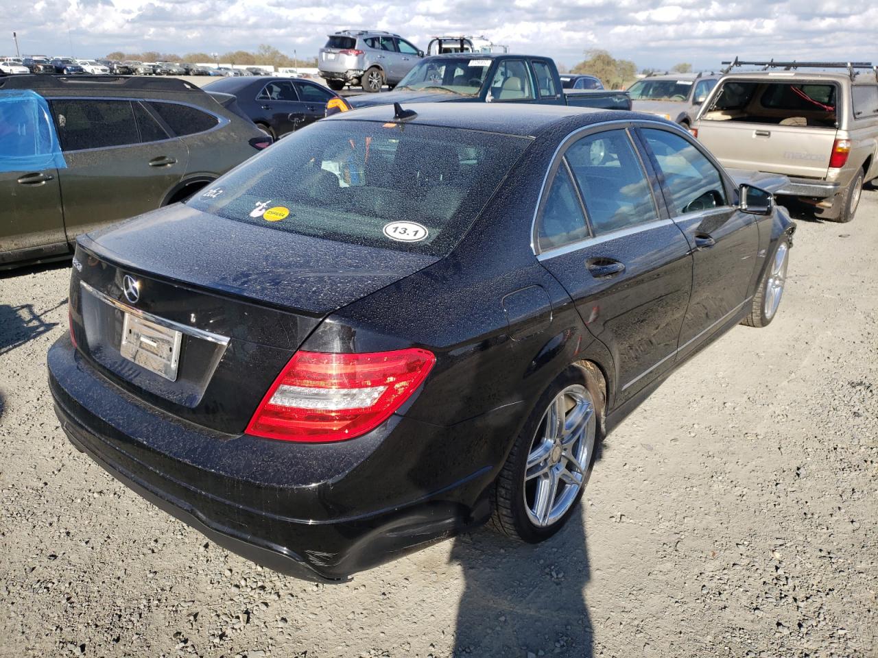 Photo 4 from auction – 2012 MERCEDES-BENZ C 250 with VIN WDDGF4HB8CA653772