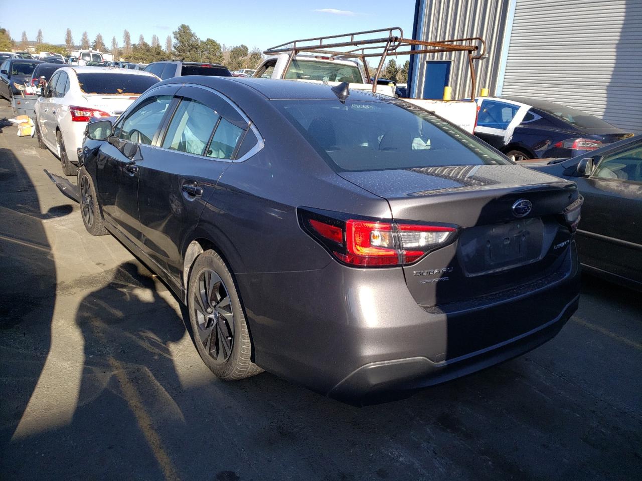 Photo 3 from auction – 2020 SUBARU LEGACY PRE with VIN 4S3BWAC63L3017276