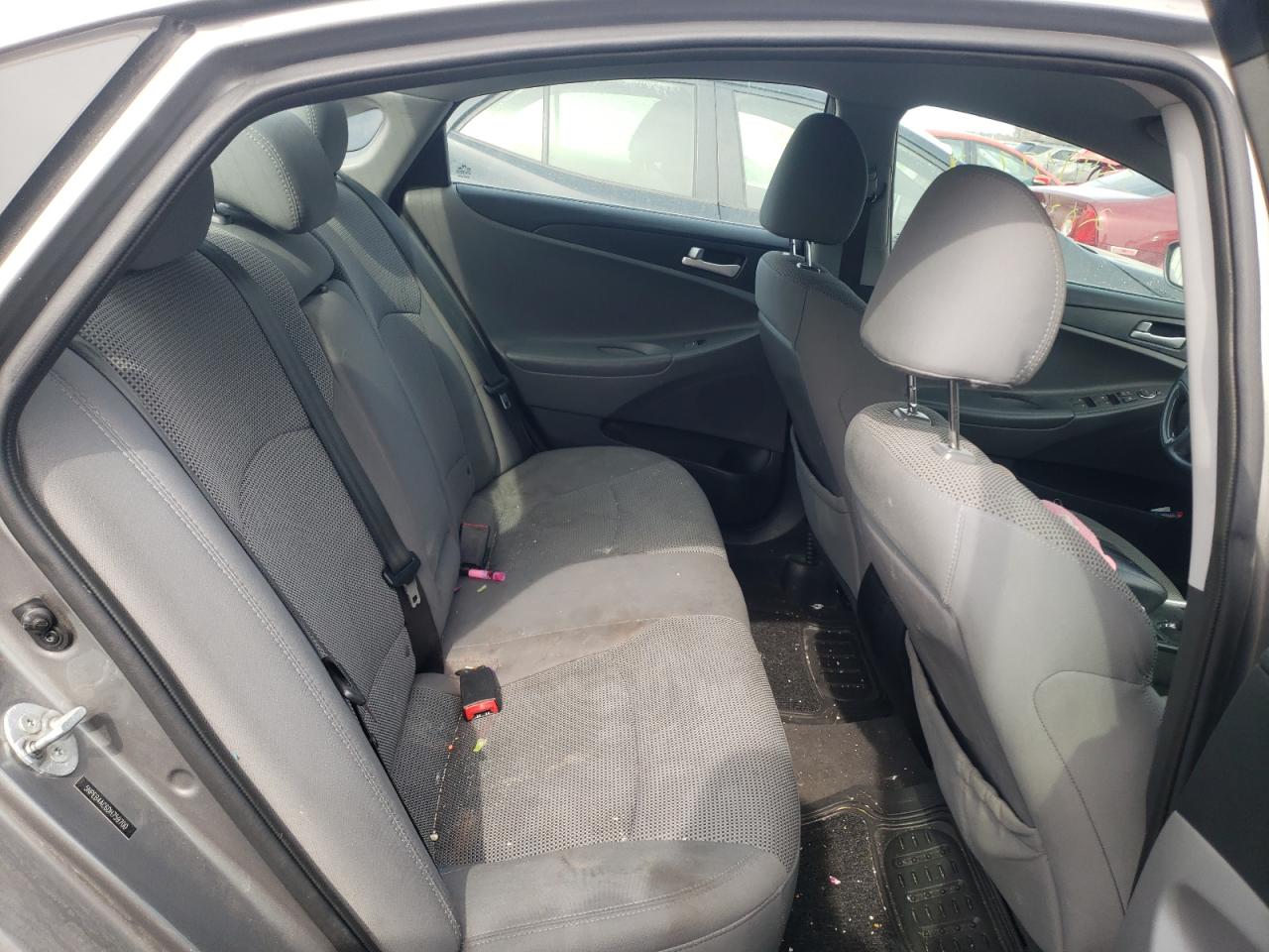 Photo 6 from auction – 2013 HYUNDAI SONATA GLS with VIN 5NPEB4AC6DH759700