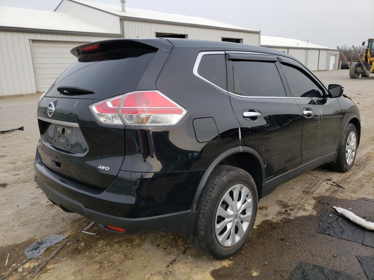 Photo 4 from auction – 2015 NISSAN ROGUE S with VIN KNMAT2MV7FP591196