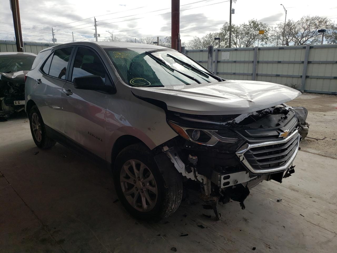 Photo 1 from auction – 2021 CHEVROLET EQUINOX LS with VIN 3GNAXHEV1MS102612