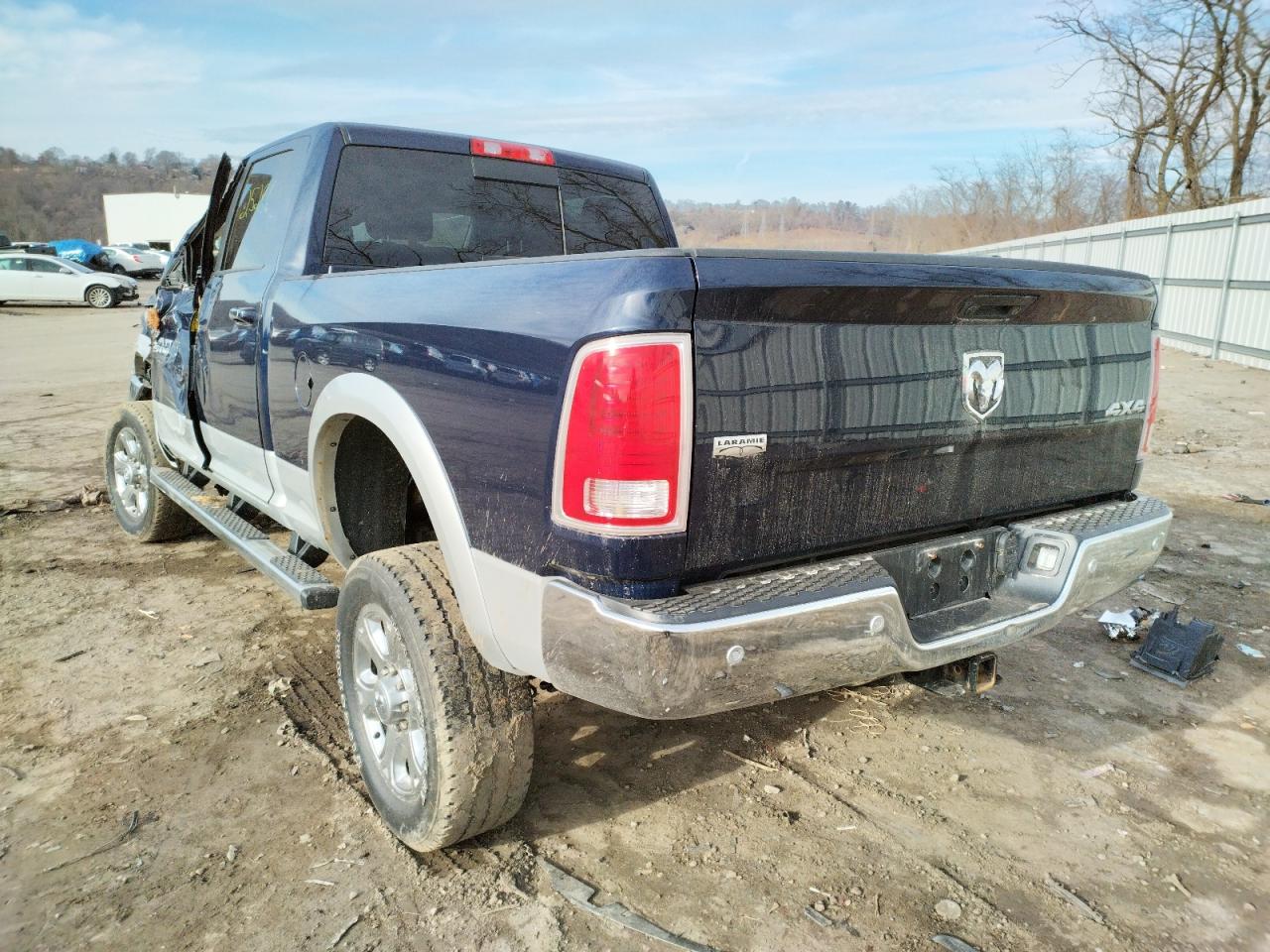 Photo 3 from auction – 2018 RAM 2500 LARAM with VIN 3C6UR5FJ3JG386633