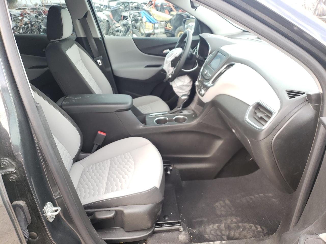 Photo 5 from auction – 2021 CHEVROLET EQUINOX LS with VIN 2GNAXHEV6M6126239