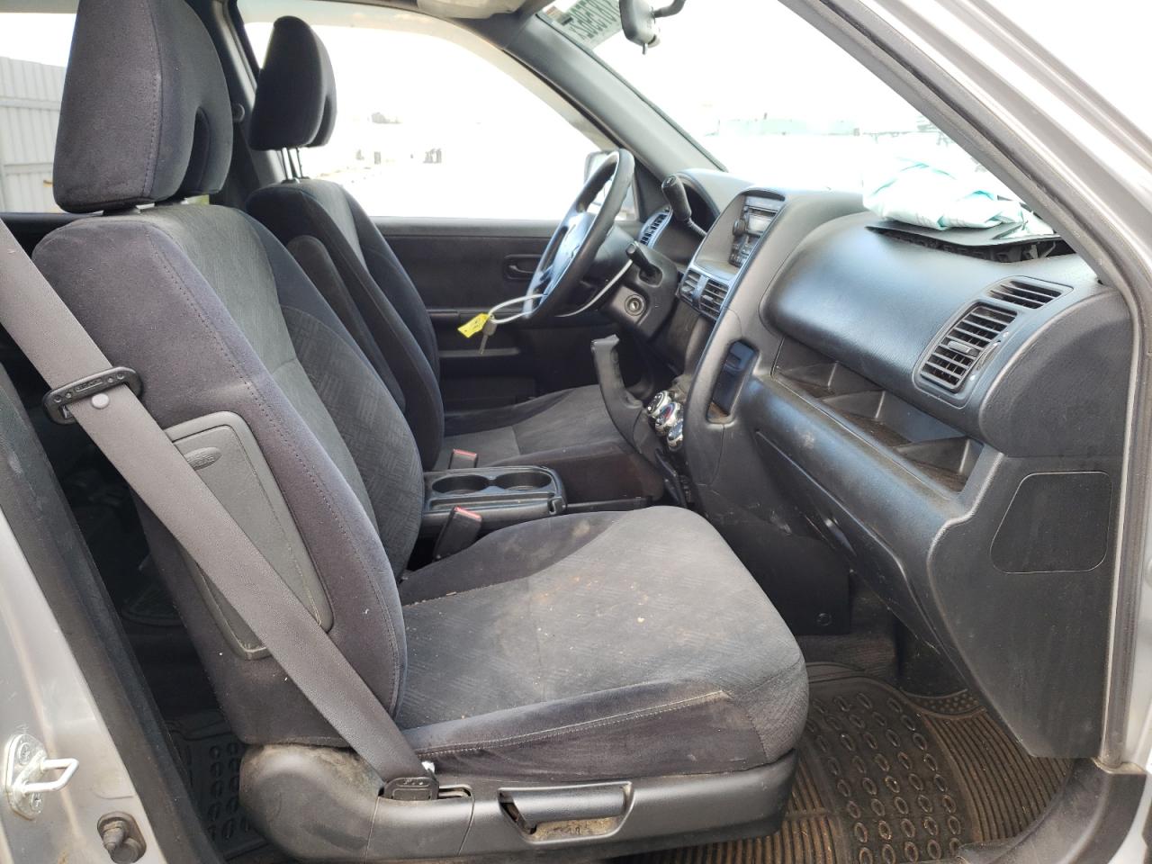 Photo 5 from auction – 2006 HONDA CR-V EX with VIN JHLRD68896C017379