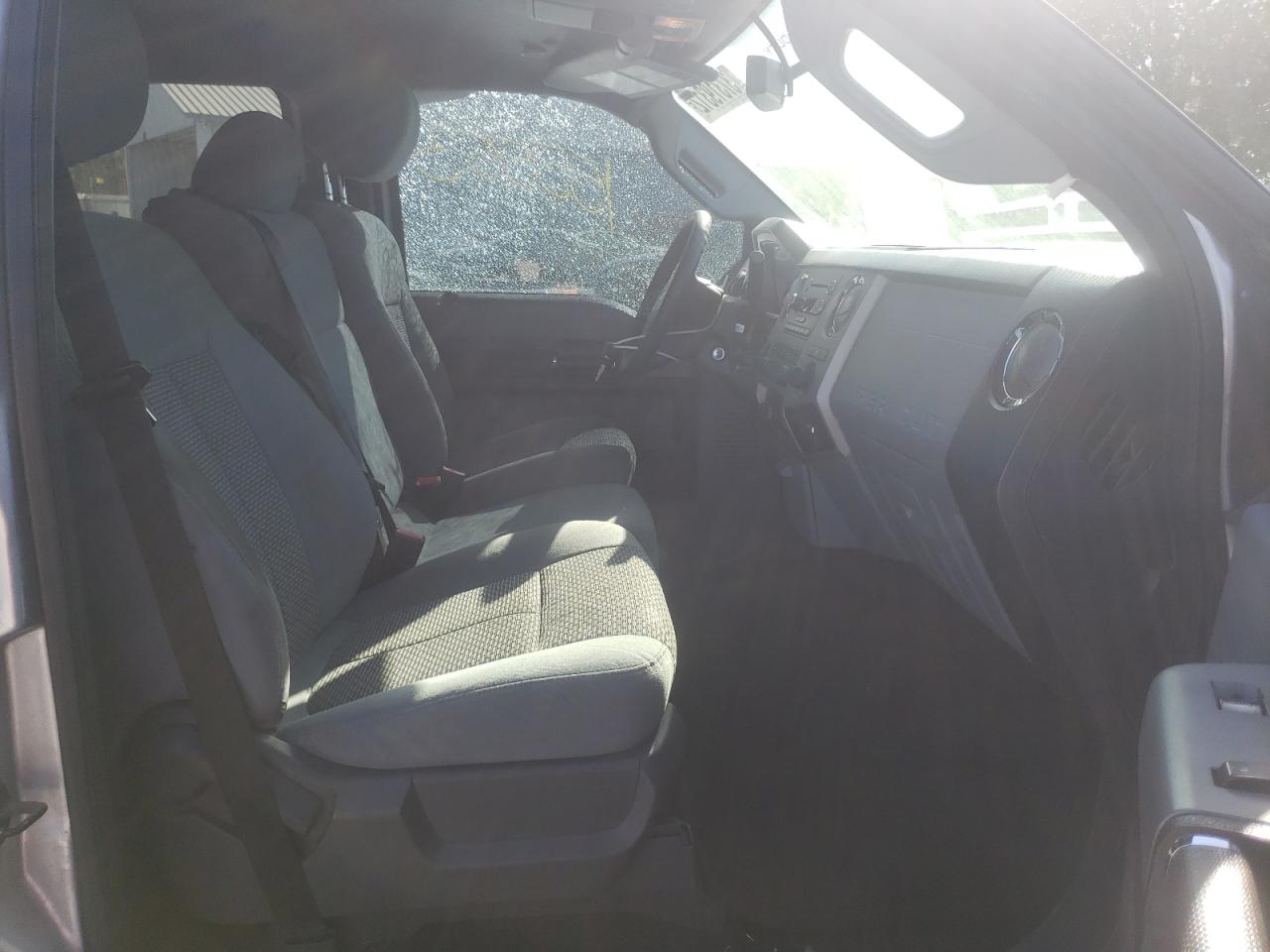 Photo 5 from auction – 2015 FORD F350 SUPER with VIN 1FT8W3B65FEC40001
