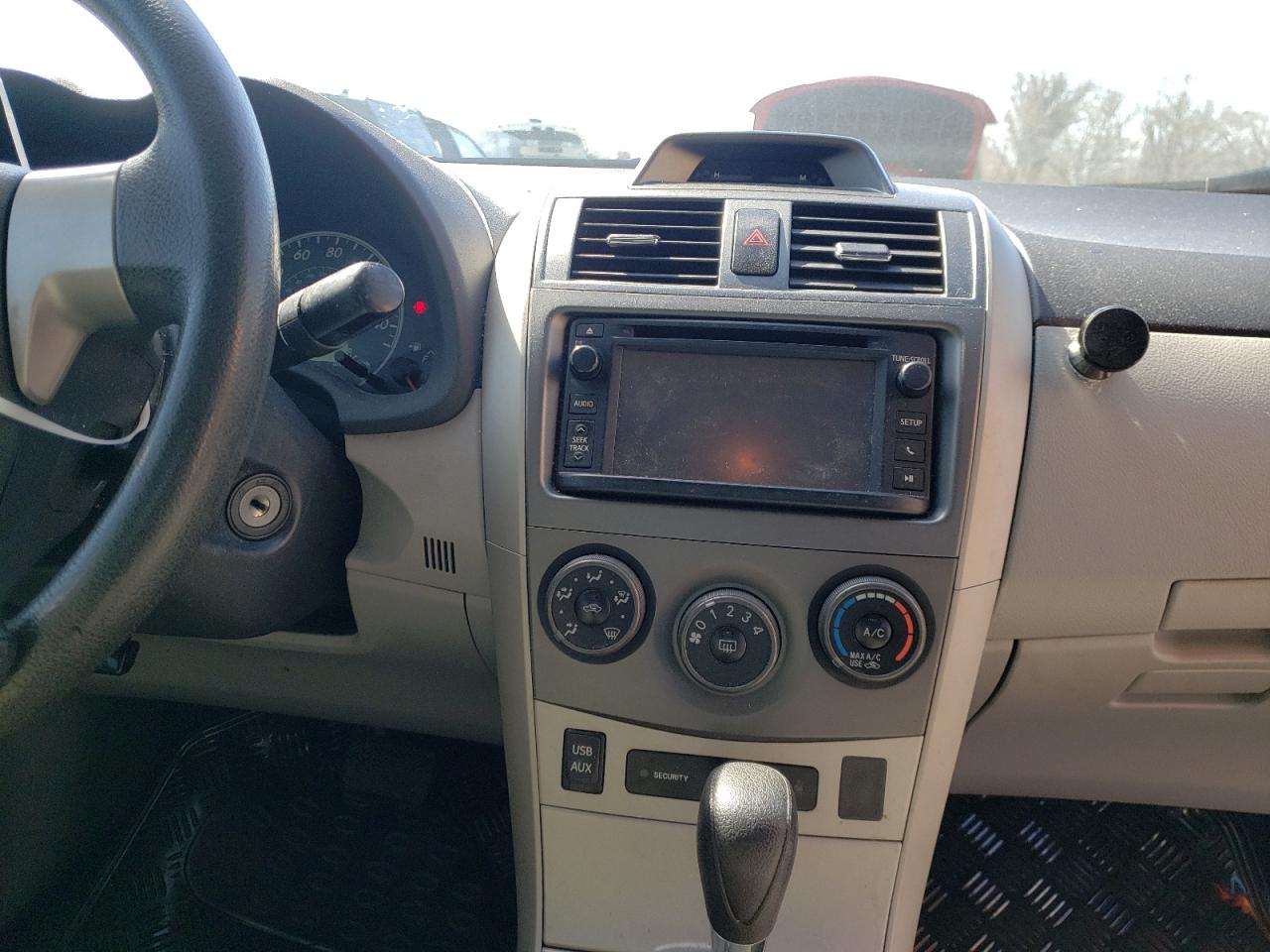 Photo 9 from auction – 2013 TOYOTA COROLLA BA with VIN 2T1BU4EE0DC927679