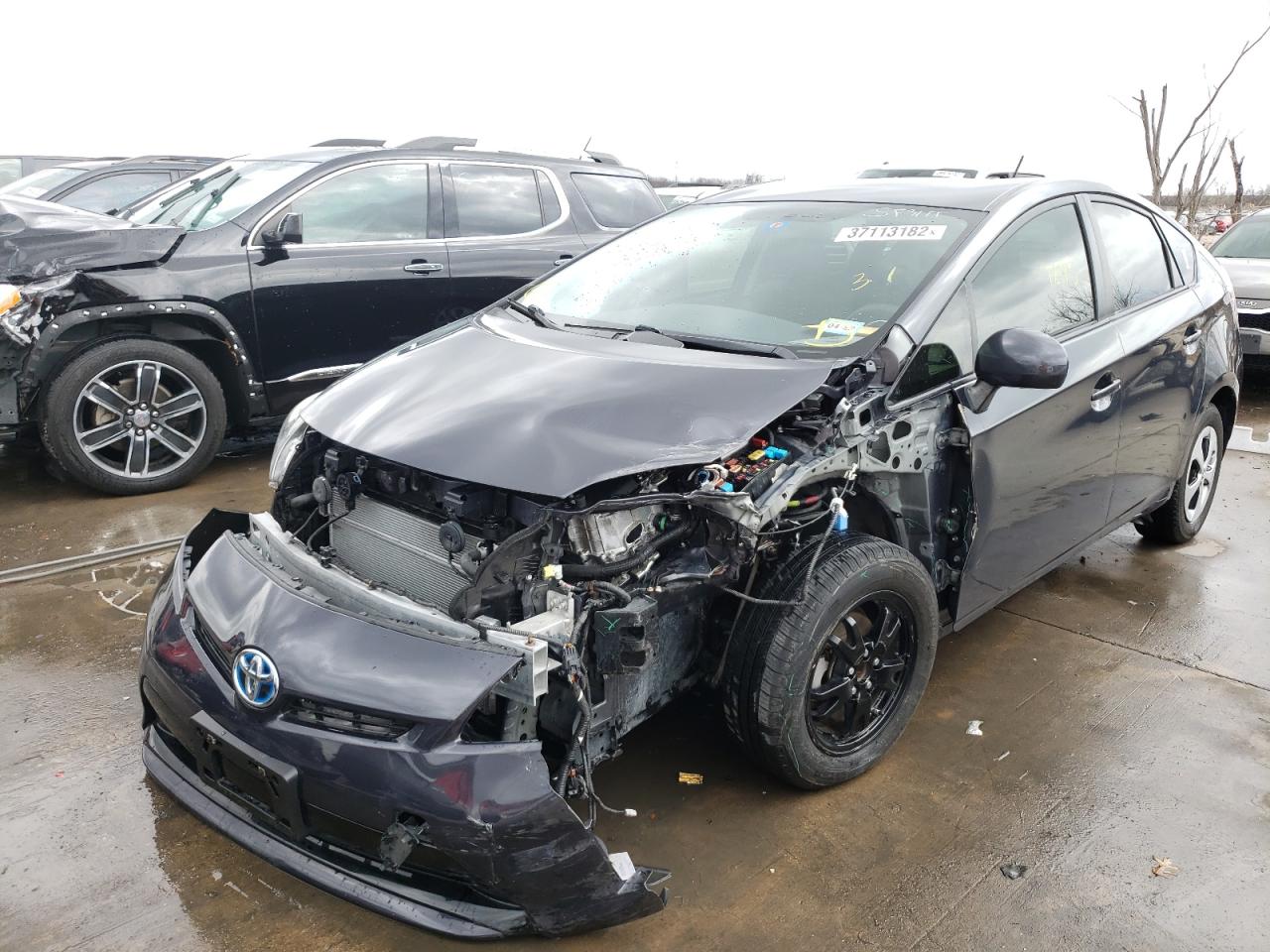 Photo 2 from auction – 2015 TOYOTA PRIUS with VIN JTDKN3DUXF0426327
