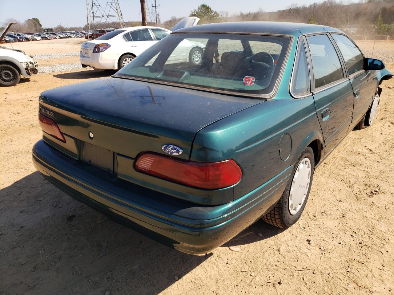 Photo 4 from auction – 1994 FORD TAURUS GL with VIN 1FALP52U1RA241133