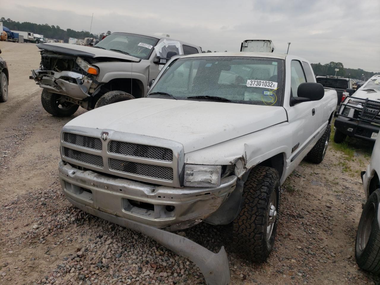 Photo 2 from auction – 2002 DODGE RAM 2500 with VIN 3B7KC23602M303033
