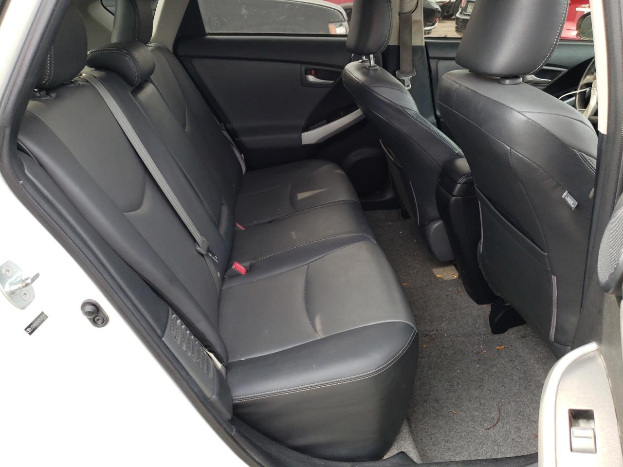 Photo 6 from auction – 2012 TOYOTA PRIUS with VIN JTDKN3DUXC5399404