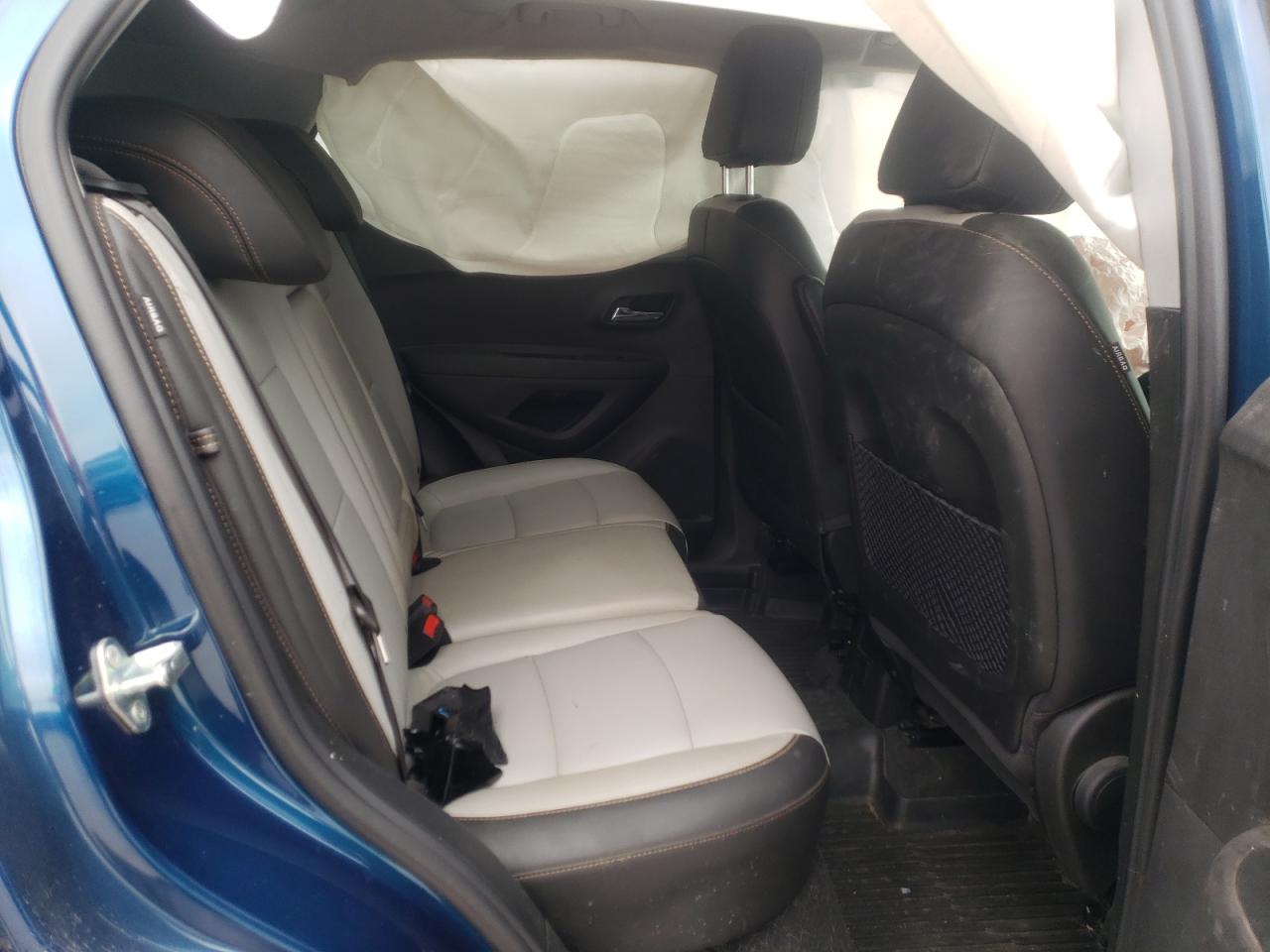 Photo 6 from auction – 2020 CHEVROLET TRAX PREMI with VIN 3GNCJRSB4LL190574