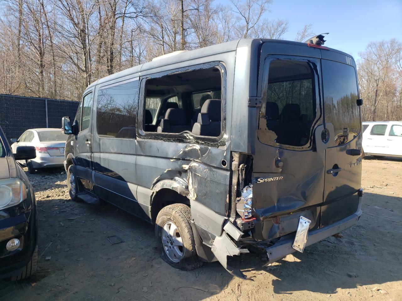 Photo 3 from auction – 2011 MERCEDES-BENZ SPRINTER 2 with VIN WDZPE7CC3B5506944