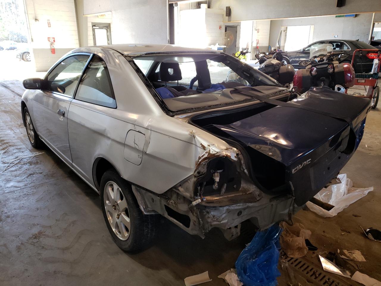 Photo 3 from auction – 2001 HONDA CIVIC LX with VIN 1HGEM22571L001002