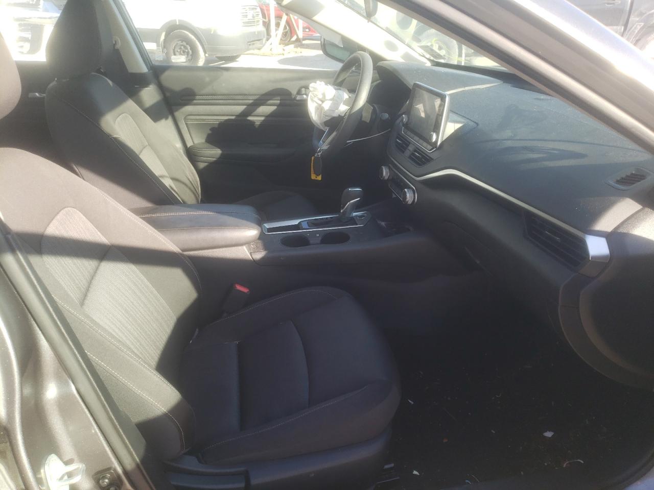Photo 5 from auction – 2020 NISSAN ALTIMA S with VIN 1N4BL4BV6LC207422