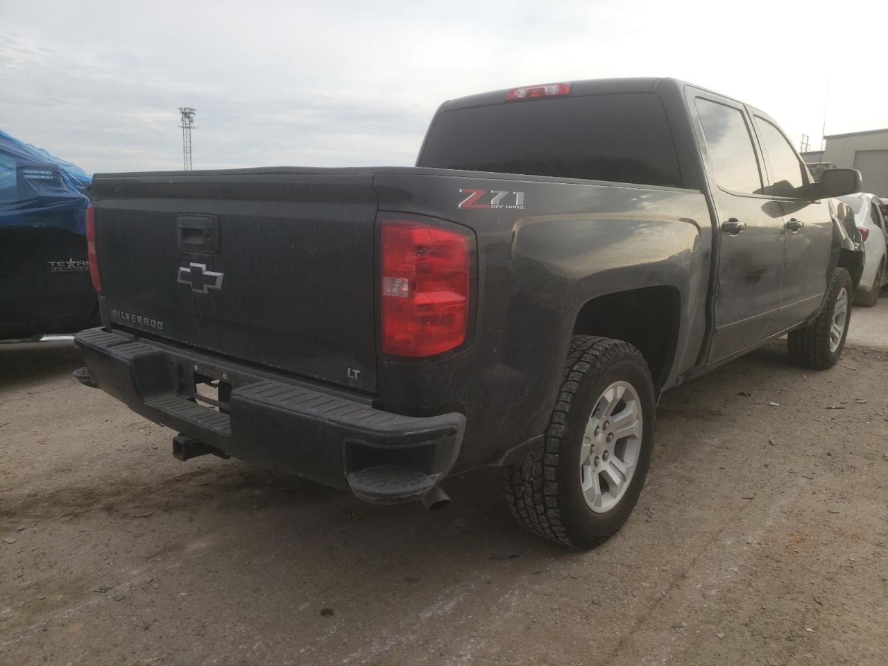 Photo 4 from auction – 2018 CHEVROLET SILVERADO with VIN 3GCUKREC7JG511513