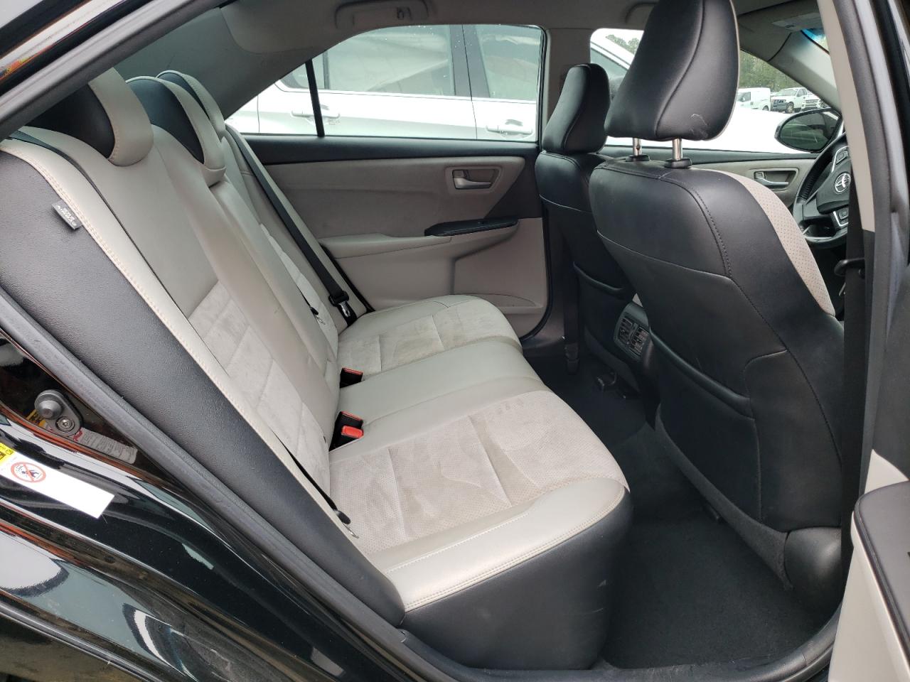Photo 6 from auction – 2017 TOYOTA CAMRY LE with VIN 4T1BF1FK7HU289593