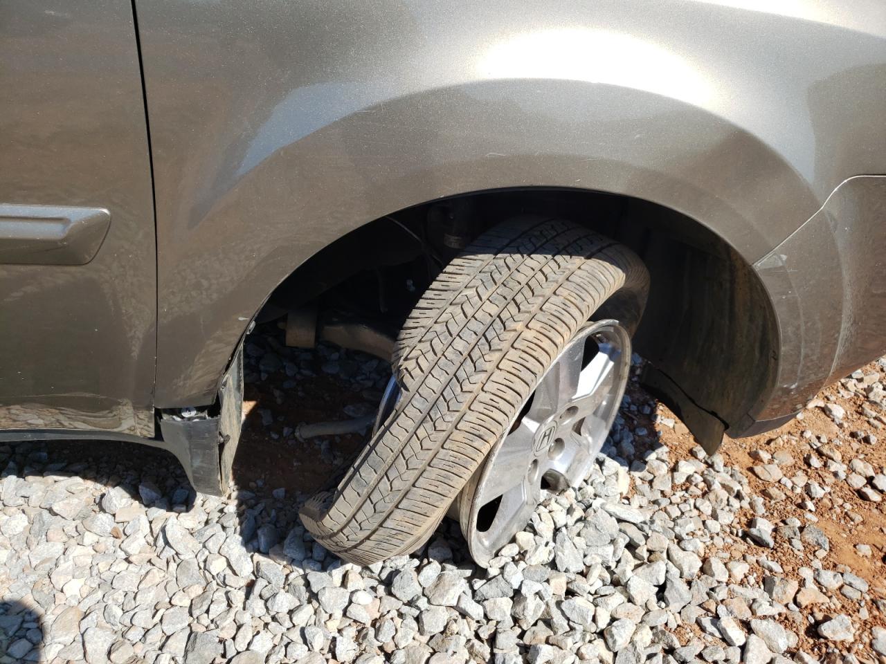 Photo 9 from auction – 2011 HONDA PILOT EXLN with VIN 5FNYF3H77BB014678