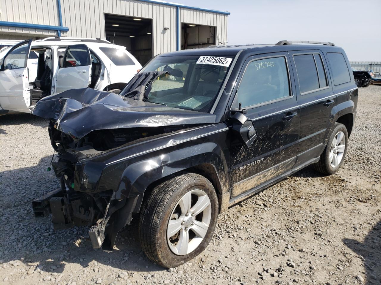 Photo 2 from auction – 2012 JEEP PATRIOT LI with VIN 1C4NJPCB2CD633928