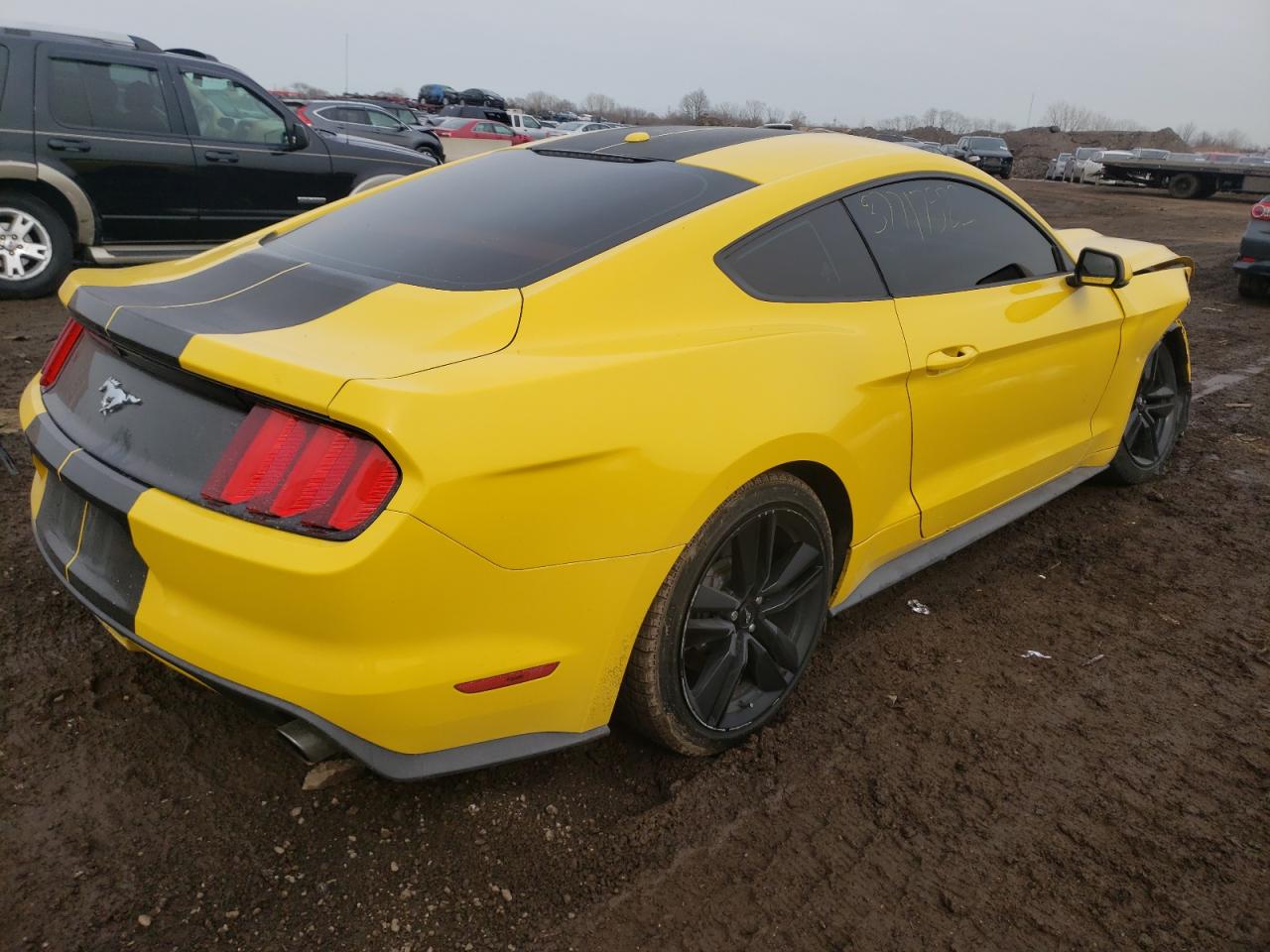 Photo 4 from auction – 2015 FORD MUSTANG with VIN 1FA6P8TH0F5332298