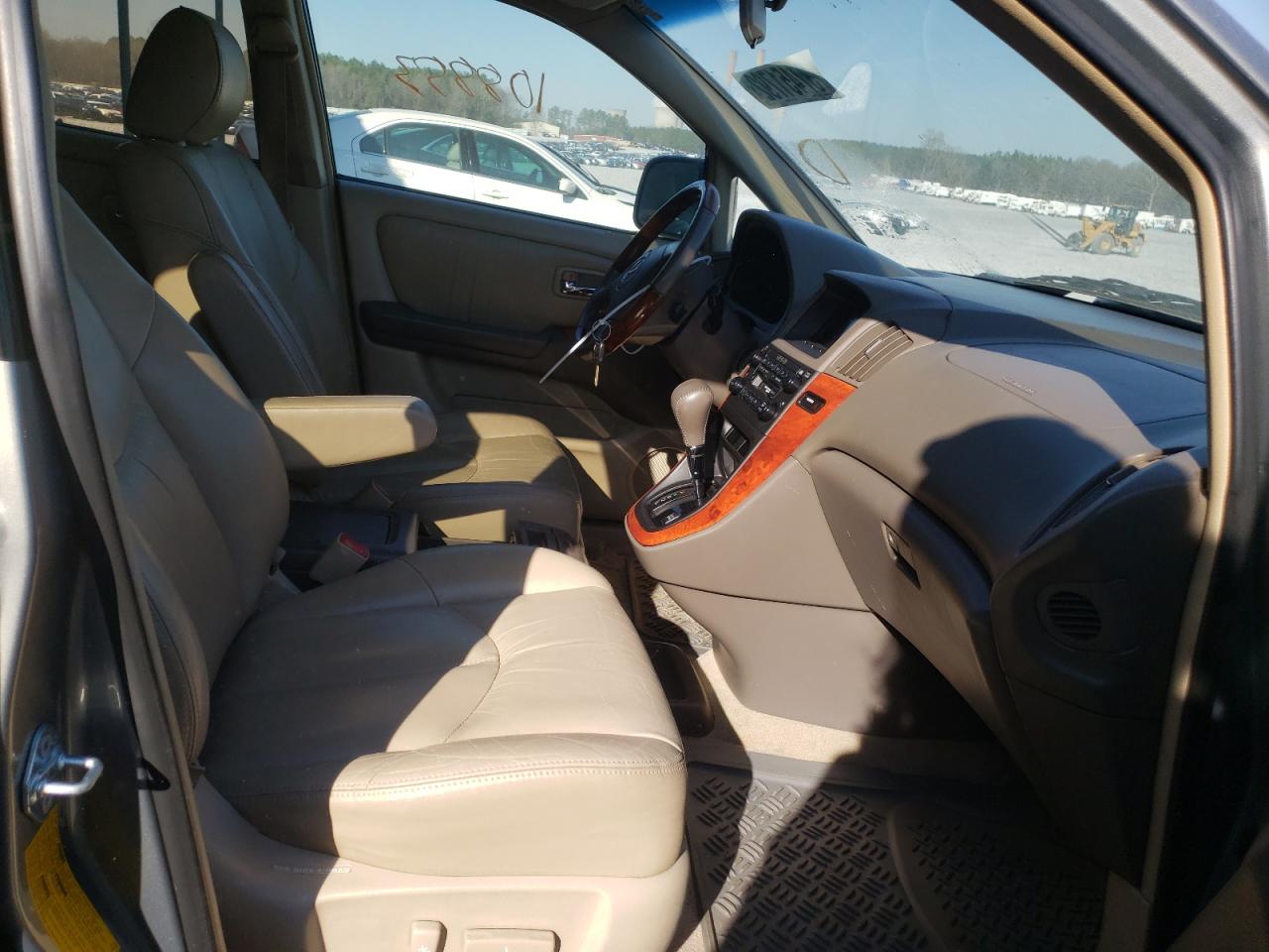 Photo 5 from auction – 2002 LEXUS RX 300 with VIN JTJGF10U120124445